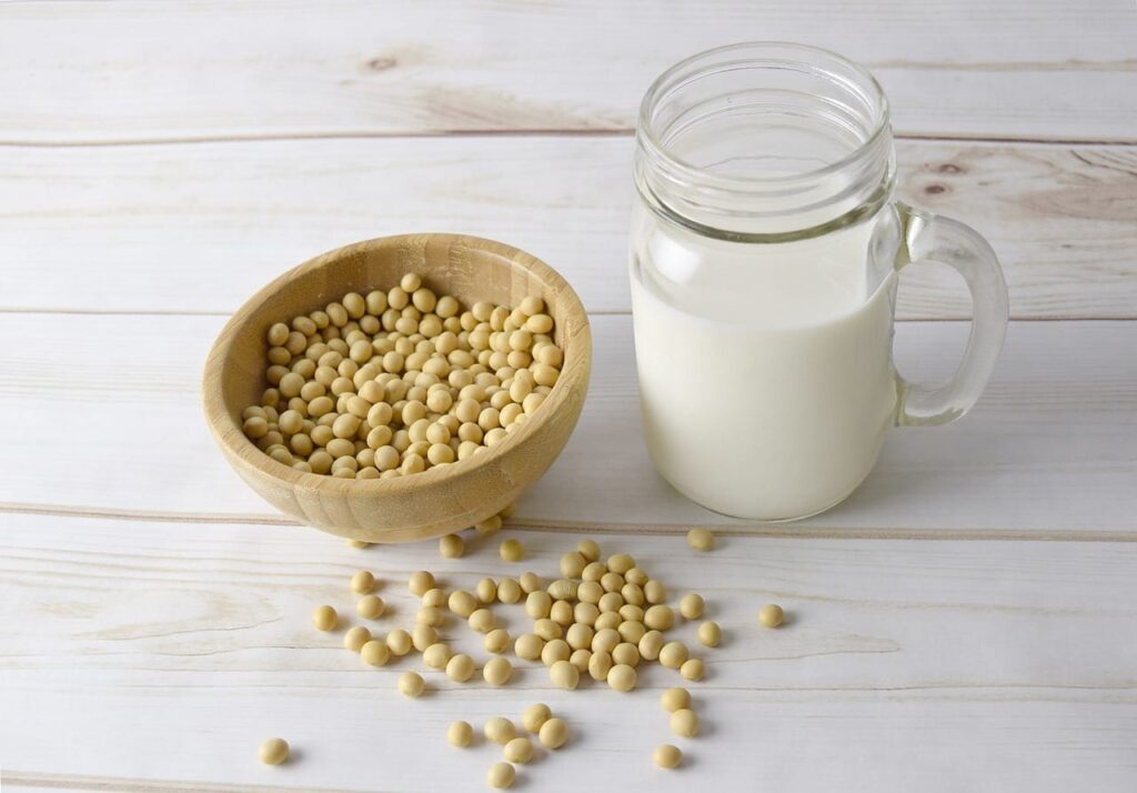 Soybeans Holding Higher on Friday